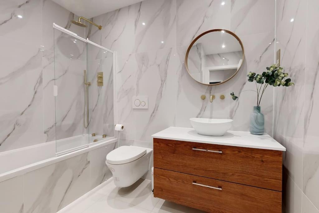 Stylish 2Bed Flat 10Min To Wimbledon Tennis Courts London Bagian luar foto