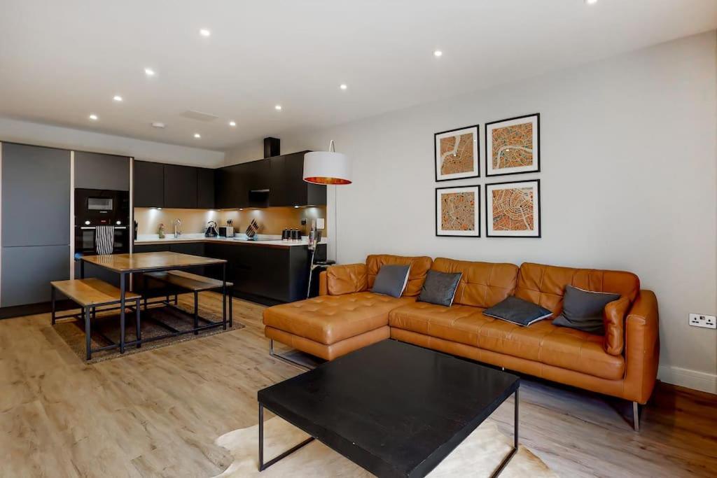 Stylish 2Bed Flat 10Min To Wimbledon Tennis Courts London Bagian luar foto