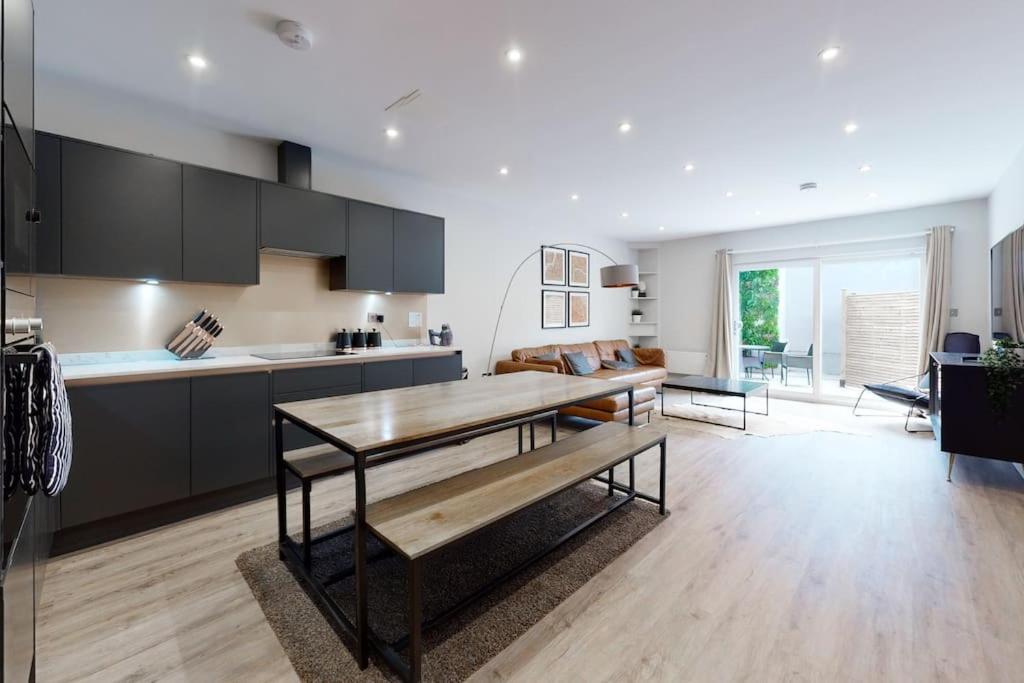 Stylish 2Bed Flat 10Min To Wimbledon Tennis Courts London Bagian luar foto
