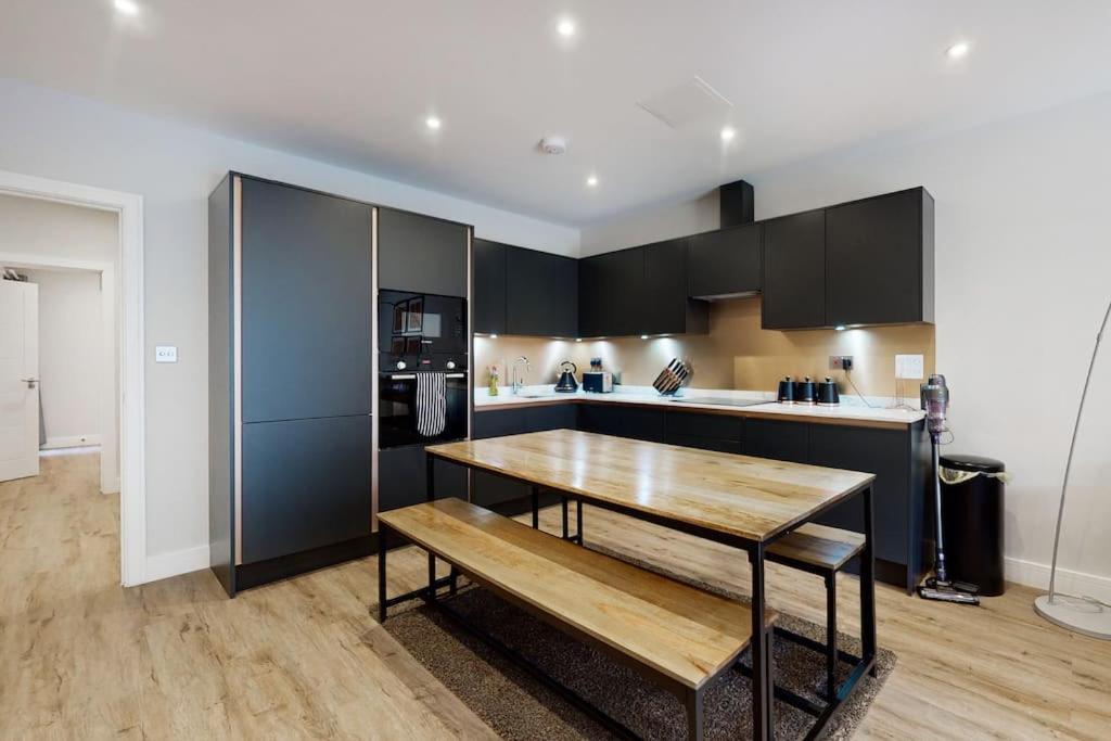 Stylish 2Bed Flat 10Min To Wimbledon Tennis Courts London Bagian luar foto
